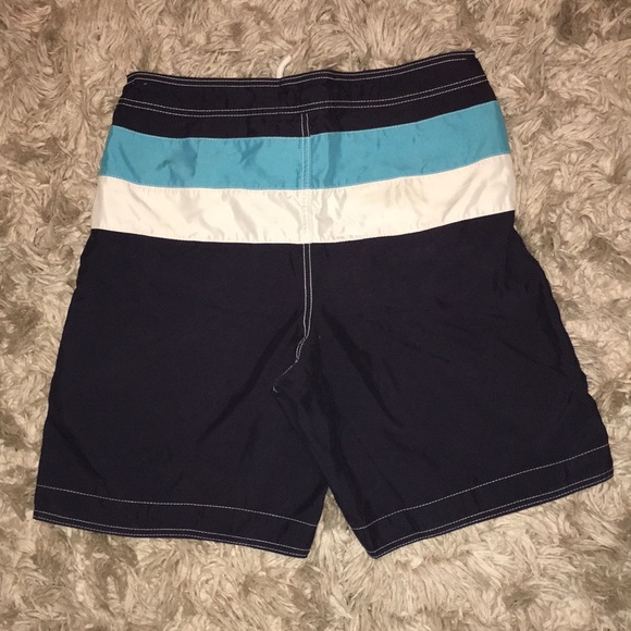 Men’s Hollister swim trunks - Picture 2 of 6